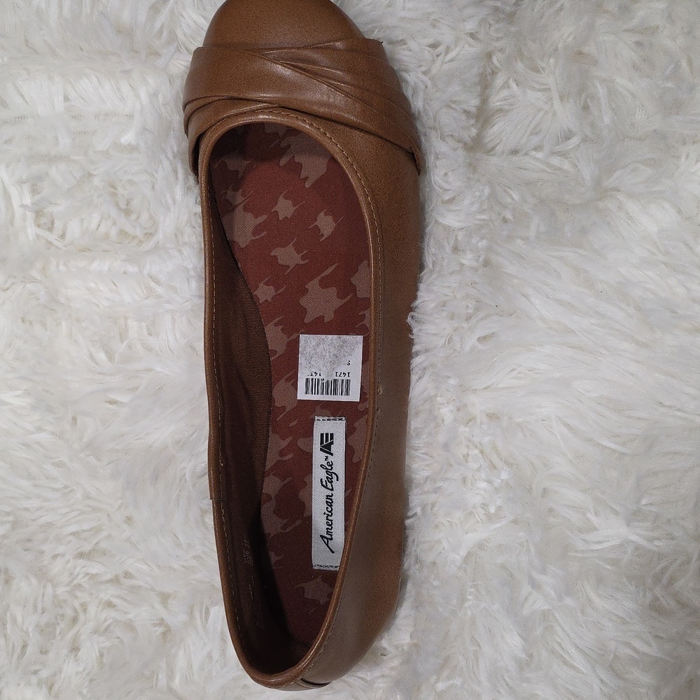 American Eagle Outfitters Brown Flats. Size 7. NWT! - Picture 2 of 4